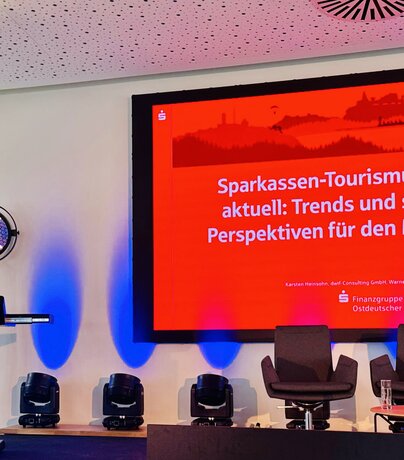 Der Ostdeutsche Sparkassenverband präsentierte das Tourismusbaromter beim Auftakt der MV Tourismus GmbH